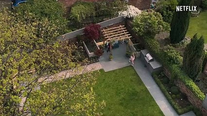 Não Fale com Estranhos 1ª Temporada Trailer Legendado