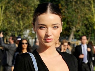 Vidéo : Miranda Kerr : sublime au défilé Louis Vuitton !