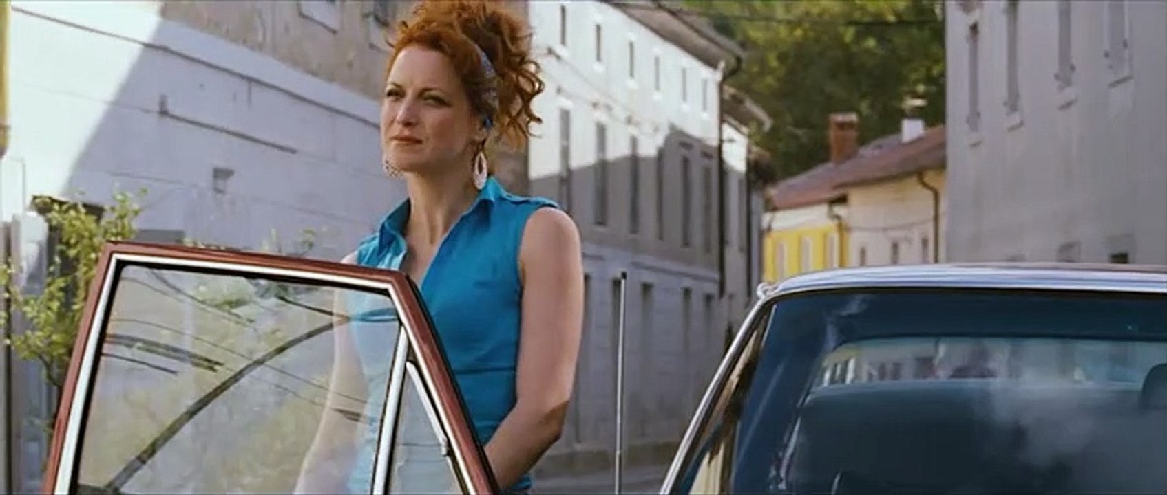 Cirkus Columbia Trailer DF