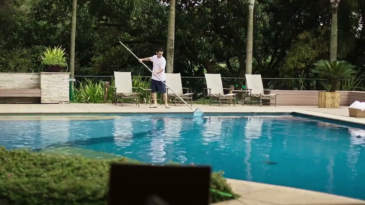 Três Verões Trailer