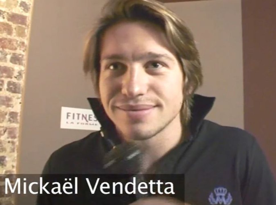 Exclu video : Mickael Vendetta : "Nicolas Sarkozy, habille-toi en Mickael Vendetta pour faire du buzz avec moi !"