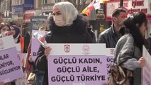 Sivas'ta 8 Mart Dünya Kadınlar Günü dolayısıyla yürüyüş düzenlendi