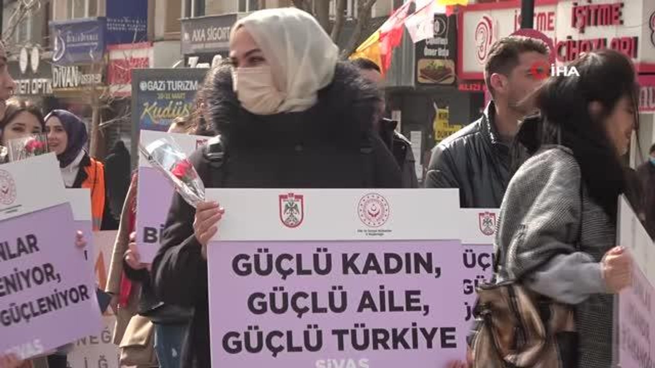 Sivas'ta 8 Mart Dünya Kadınlar Günü dolayısıyla yürüyüş düzenlendi