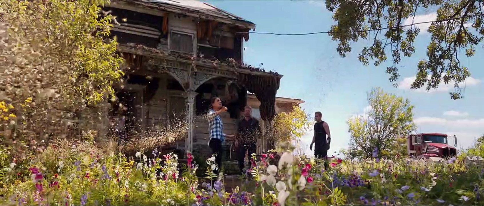 Jupiter Ascending Trailer DF