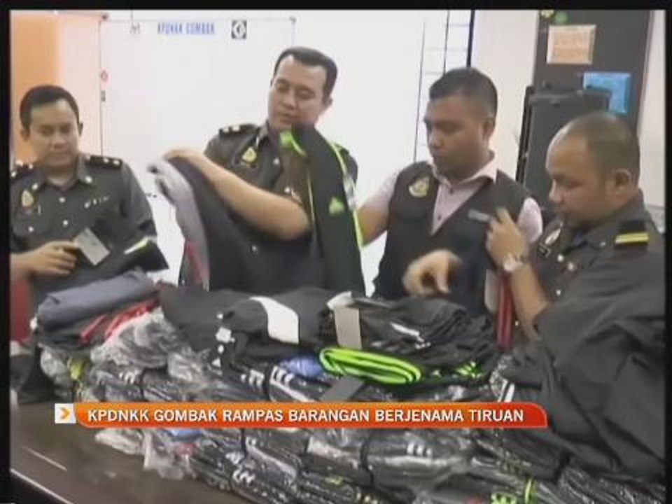 KPDNKK Gombak rampas barangan berjenama tiruan
