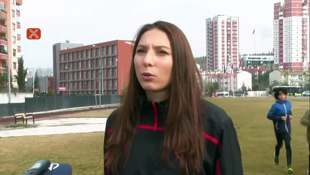 Futbol hakemi çift, kadın hakem sayısının artmasını istiyor