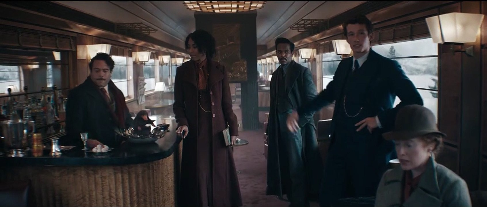 Animales Fantásticos: Los Secretos de Dumbledore Trailer (2)