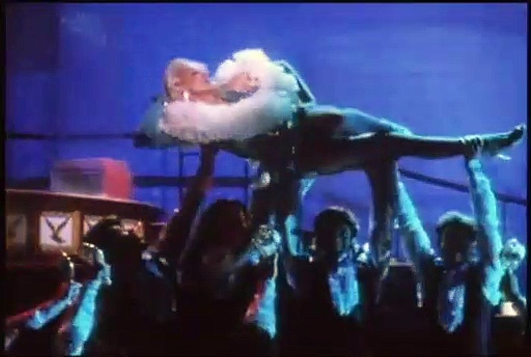 Der Tod steht ihr gut Trailer OV