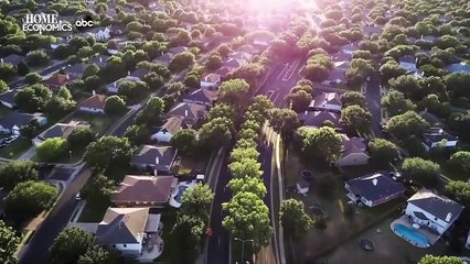 Home Economics Tráiler VO