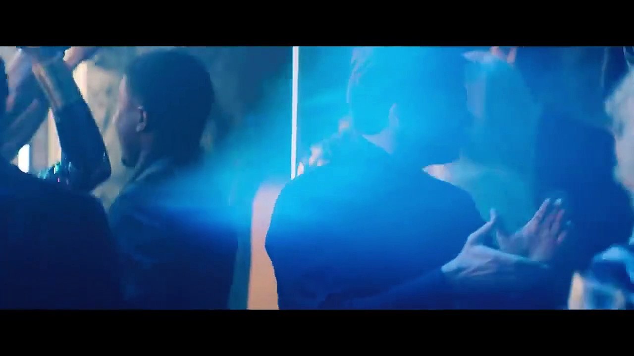 Una hora de Zemo bailando en Falcon y el Soldado de Invierno