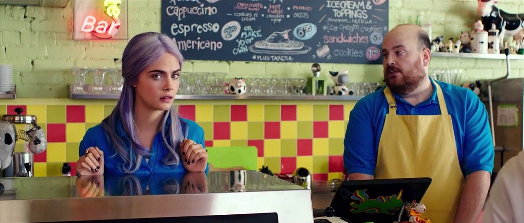 A Vida em um Ano Trailer Original