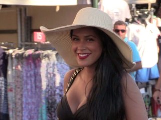 Exclu Vidéo : Ayem dans les rue des Saint Tropez : "C'est incroyable il n'y a personne !"