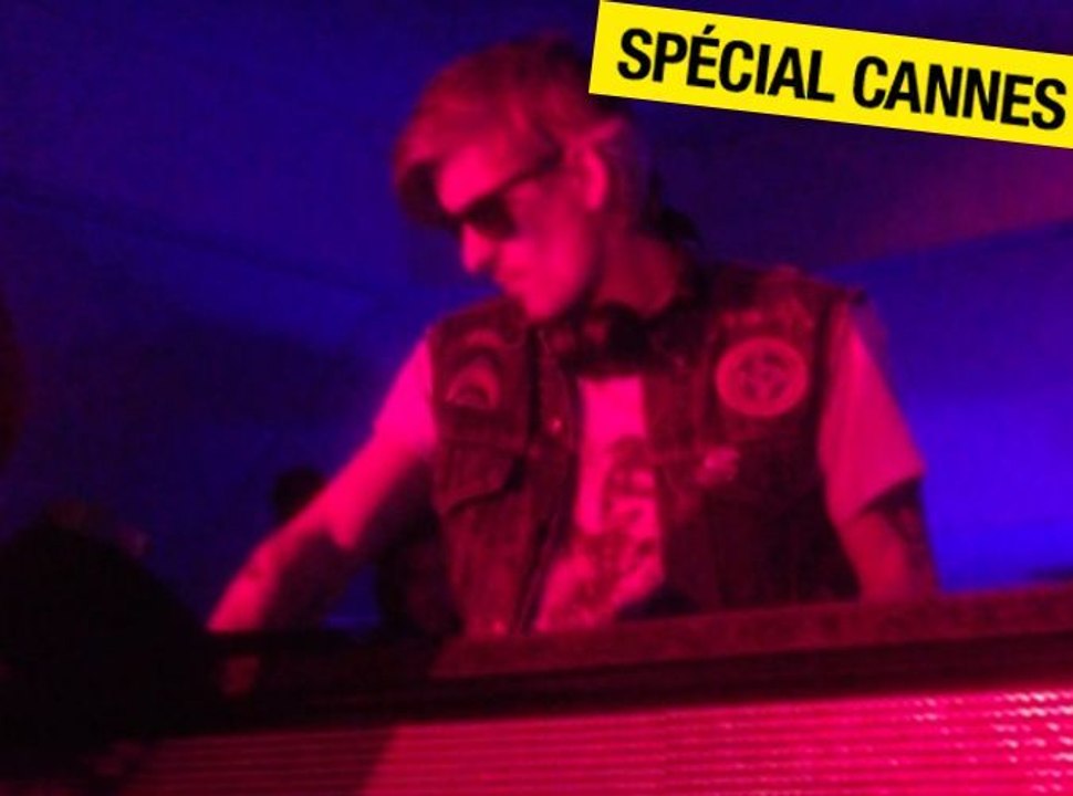 Spécial Cannes Zap'night : quels sont les people venus voir Kavinsky au VIP ROOM ?