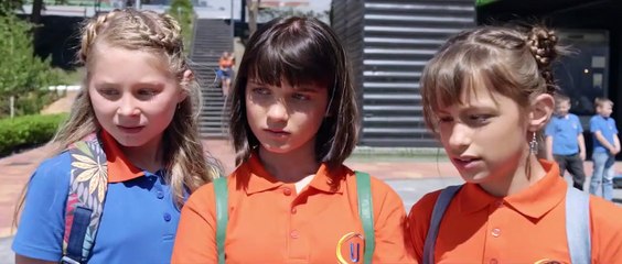 Foxter & Max- Um Cachorro de Outro Mundo Trailer Dublado