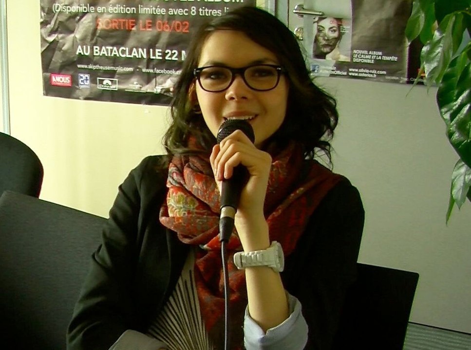 Exclu vidéo : Sophie-Tith : "Je ne cherche pas l’amour à tout prix, je prends plutôt comme ça vient !"