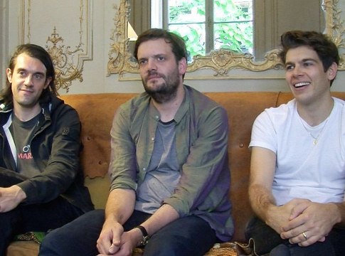 Exclu Vidéo : Les Klaxons : On adore la France ! L’année prochaine on veut jouer tous les soirs à Cannes !