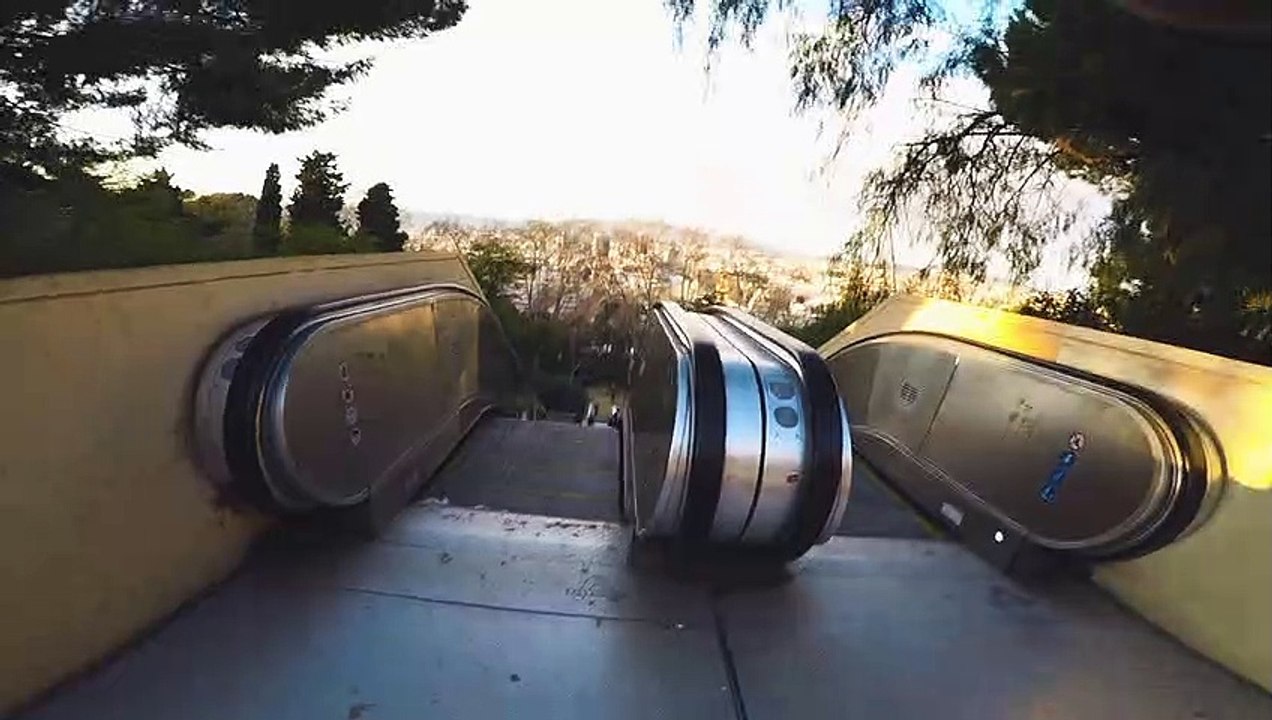 Descending Escalators Excellently