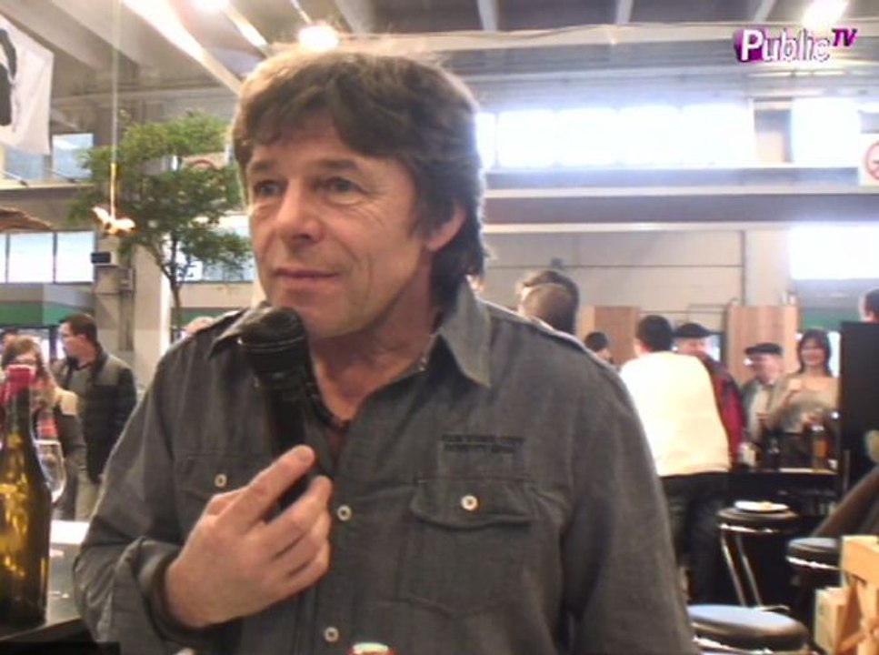 Exclu vidéo : Philippe de l'amour est dans le pré : "Aujourd'hui je suis un homme comblé, j'ai trouvé l'amour !"