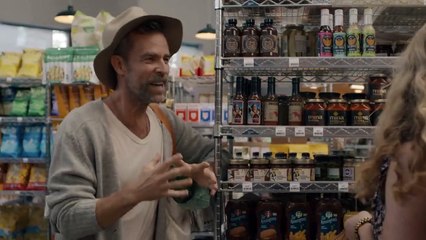 Al borde Tráiler VO