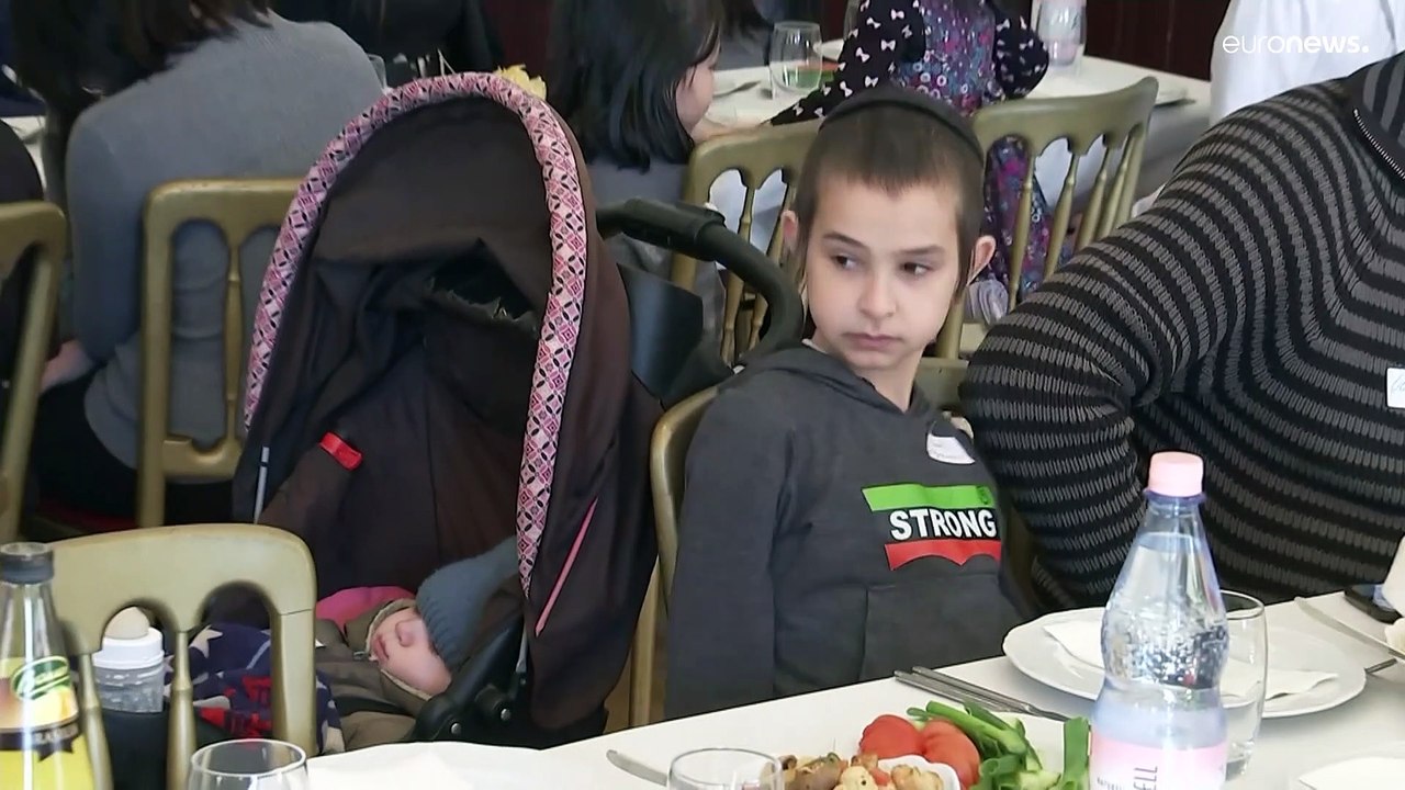 Jüdische Flüchtlinge: Deutscher Bundespräsident Steinmeier nimmt 105 Kinder aus Odessa in Empfang