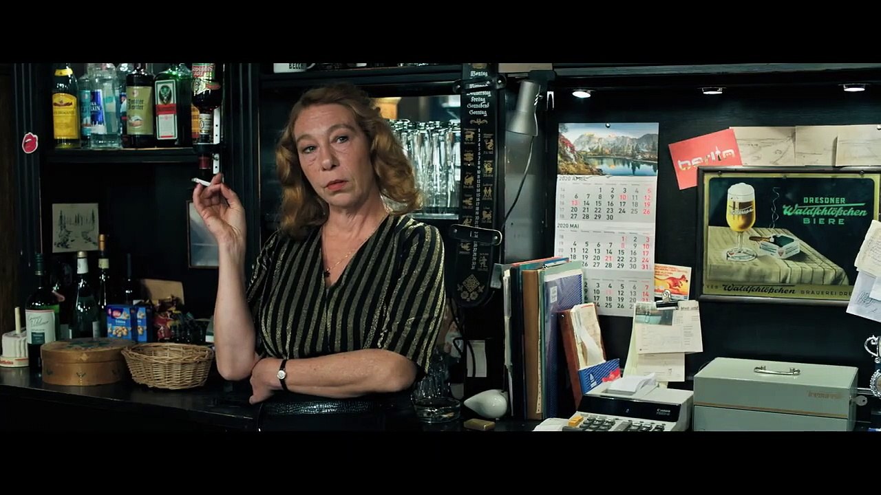 A Porta ao Lado Trailer Original