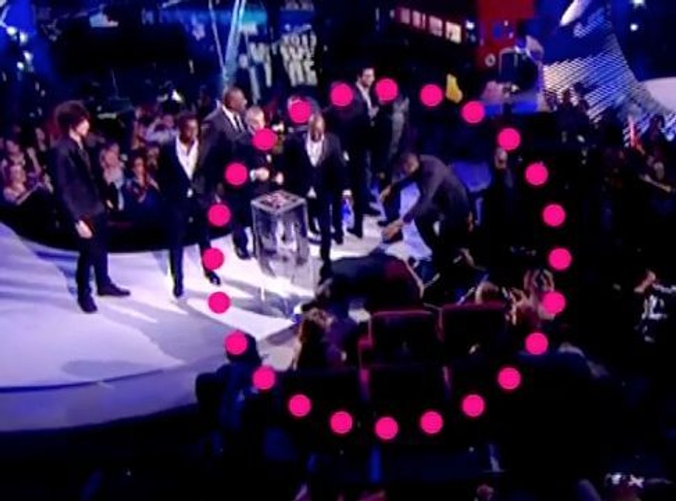 Public Zap : NRJ Music Awards 2013 : retour sur les moments les plus drôles !