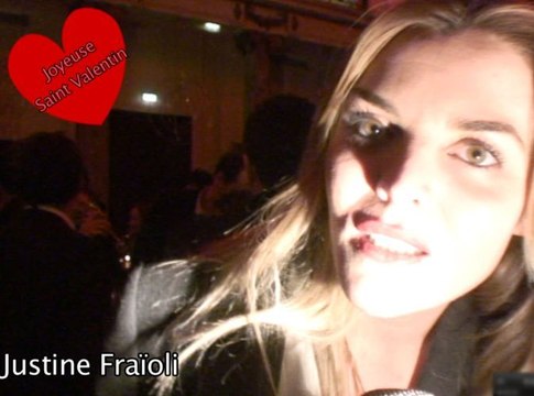 Exclu vidéo : Justine Fraïoli : Pour la Saint Valentin je vais faire un dîner avec mon chéri et mes enfants, ça va être festif !