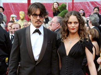 Exclu vidéo : ce qu'il va se passer pour Vanessa Paradis et Johnny Depp en 2013 !