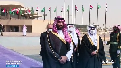 فيديو الرئيس المصري يصل إلى مطار_الملك_خالد و ولي_العهد في مقدمة مستقبليه - - الرئيس_المصر