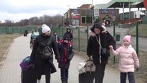 Ukraynalı kadınlar 8 Mart Dünya Kadınlar Günü'nde ülkelerine yeniden geri dönebilmeyi diledi