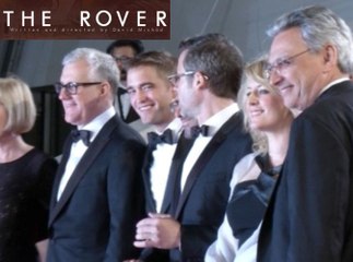 Exclu vidéo : Robert Pattinson sur le tapis rouge du festival de Cannes pour le film "The rover" !