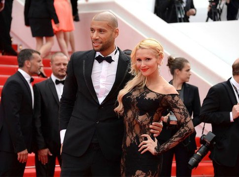 Exclu vidéo : Le couple Tatiana Laurens-Delarue et Xavier Delarue a fait sensation à Cannes !