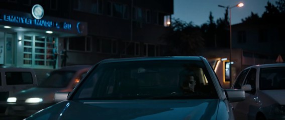 Entre Dois Crepúsculos Trailer Original