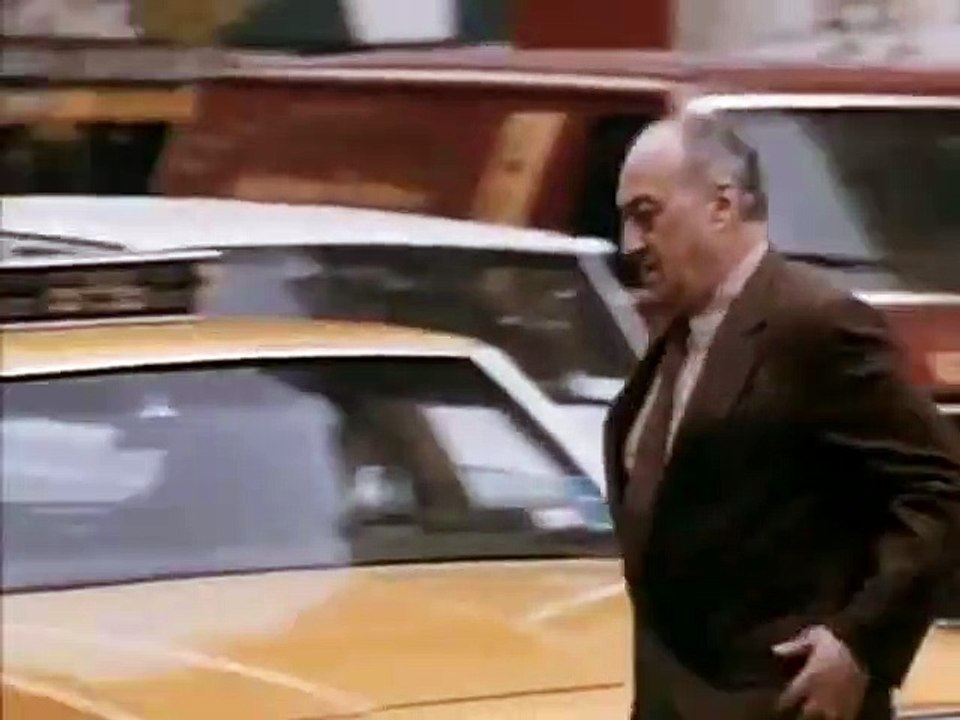 Manhattan Murder Mystery Trailer DF