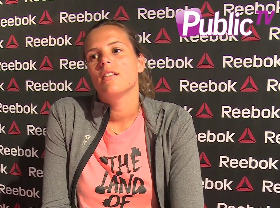 Exclu vidéo : Laure Manaudou en séance de dédicaces à Paris !