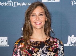 Ophélie Meunier dévoile son joli baby bump à côté d'un champion du monde