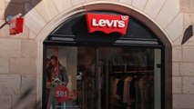 Levi’s Suspends Sales in Russia