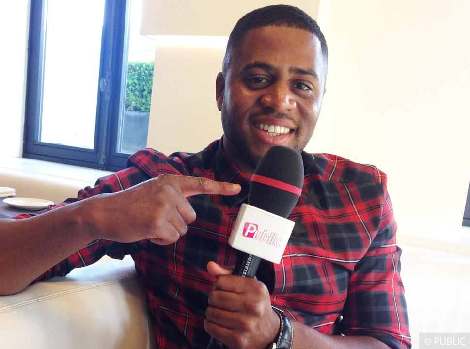 Exclu Vidéo : Axel Tony : "Les rappeurs chantent pour les quartiers, moi je chante pour la gent féminine"