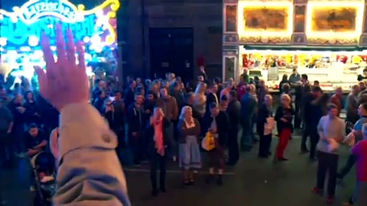 Er ist wieder da Teaser (3) DF