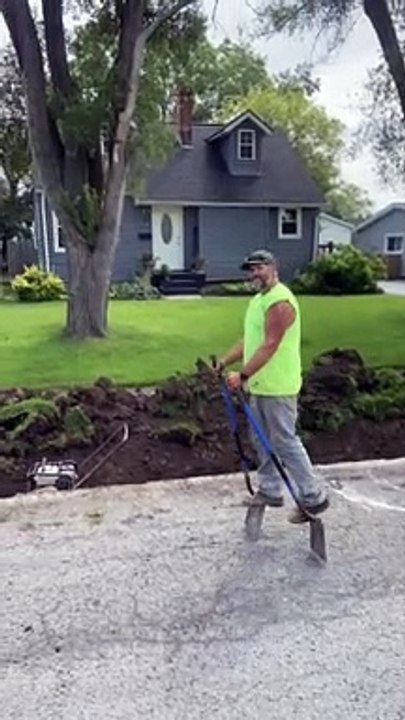 Walking on Shovels