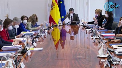 Abaratar la factura de la luz o pagar pensiones: todos los huecos que se podrían tapar con los 20.000  millones de Montero