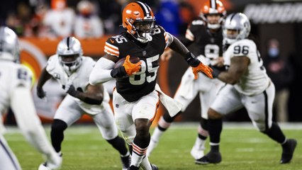 Browns Place A Franchise Tag On David Njoku