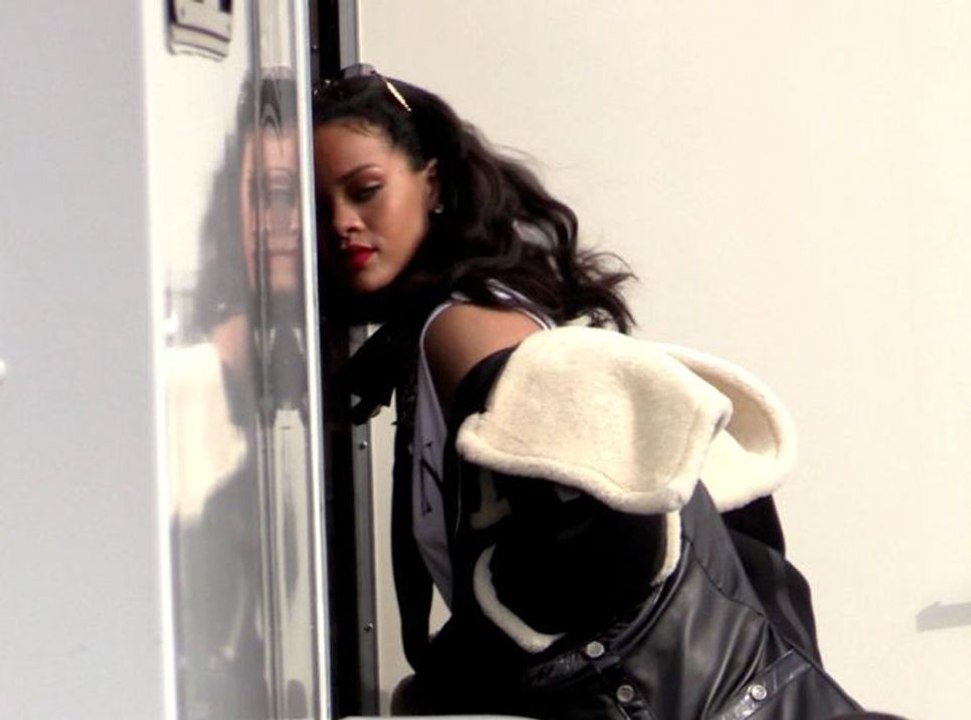 Vidéo : Rihanna : Sur les pas de Louis XIV au château de Versailles !