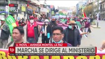 Multitudinaria marcha de maestros de Bolivia recorre las calles del centro paceño