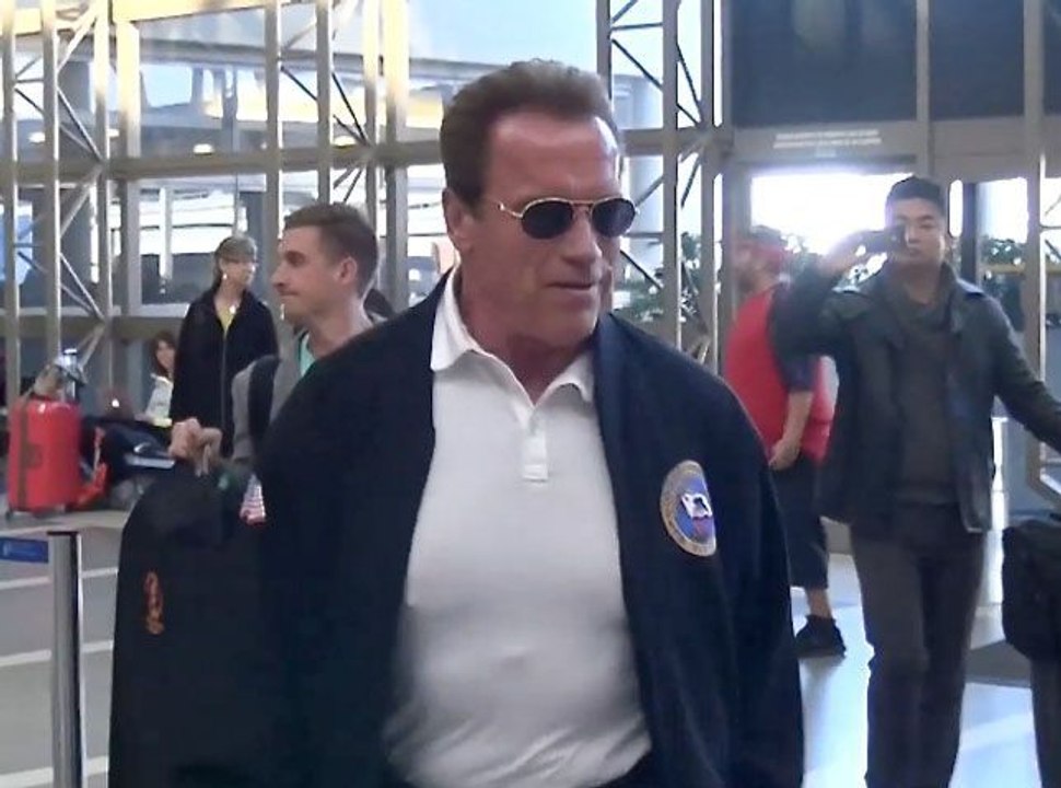 Vidéo : Arnold Schwarzenegger approuve-t-il la relation entre son fils Patrick et Miley Cyrus ?