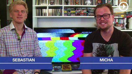 Sexy Monster & englische Magier in der Heimkino-Ecke