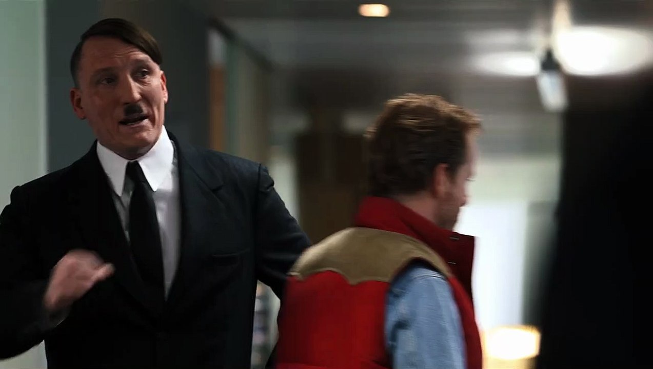 Er ist wieder da Teaser (4) DF