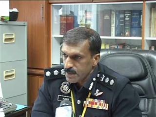 Lelaki potong kemaluan bapa dan diri sendiri