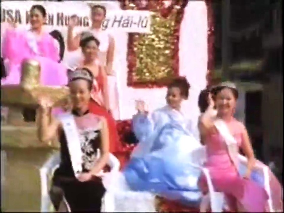 Vier Freunde auf acht Pfoten Trailer OV