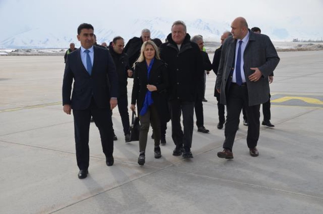 Bahçeşehir Koleji Yüksekova'da eğitime destek verecek